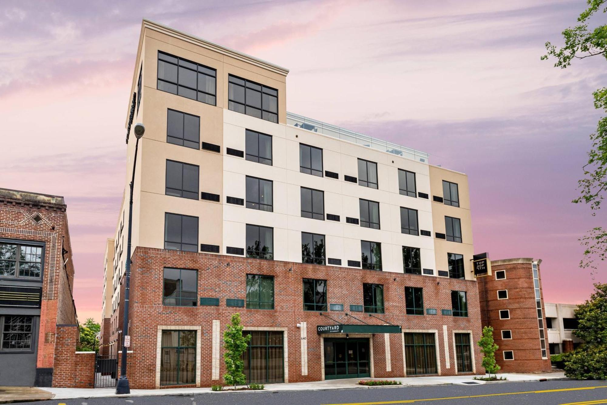 Courtyard Winston-Salem Downtown Exterior foto